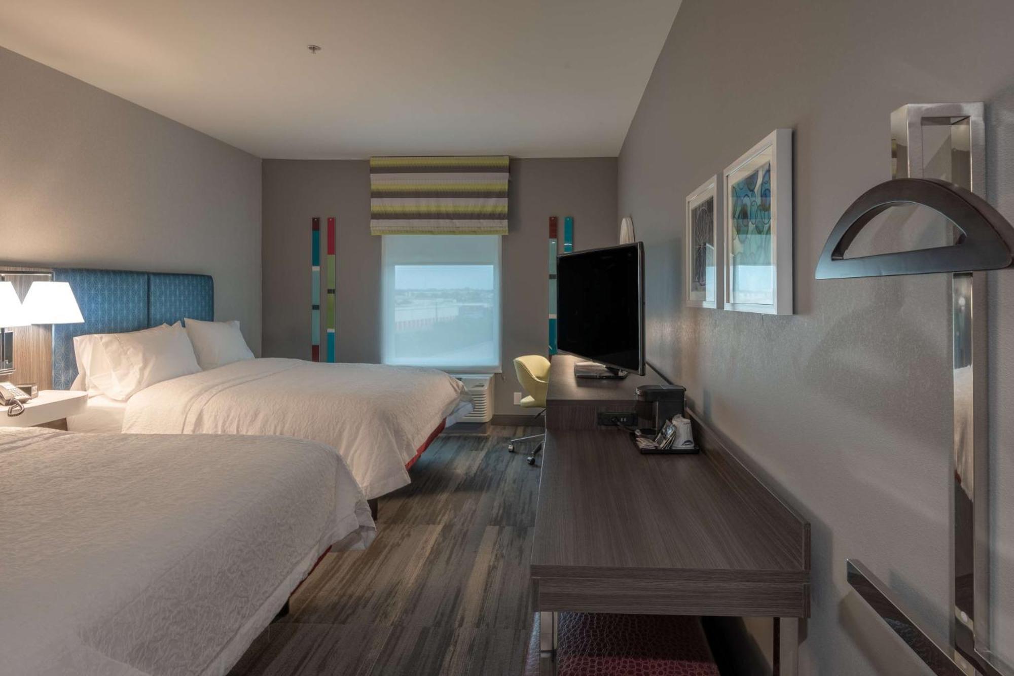 Hampton Inn & Suites Dallas/Plano Central Extérieur photo